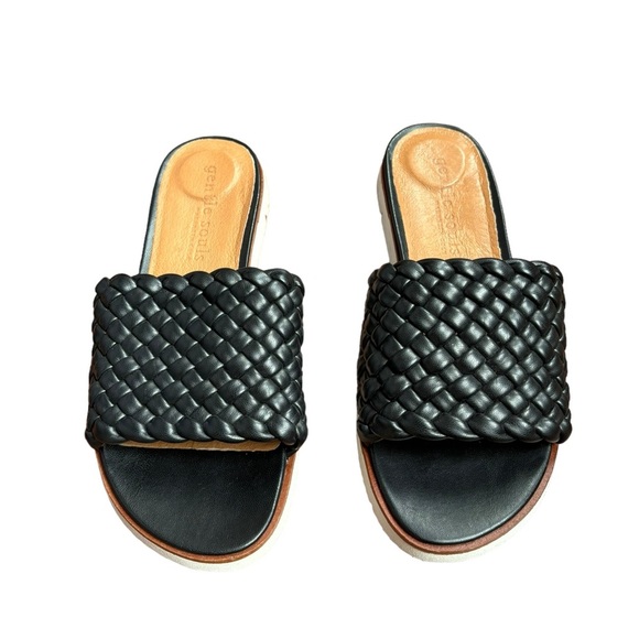 Gentle Souls LAVERN LITE BRAIDED SLIDE SANDAL By Kenneth Cole Size 9 Black - Picture 7 of 16
